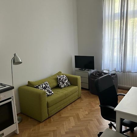 Noble Studio Apartments ซาเกร็บ ภายนอก รูปภาพ