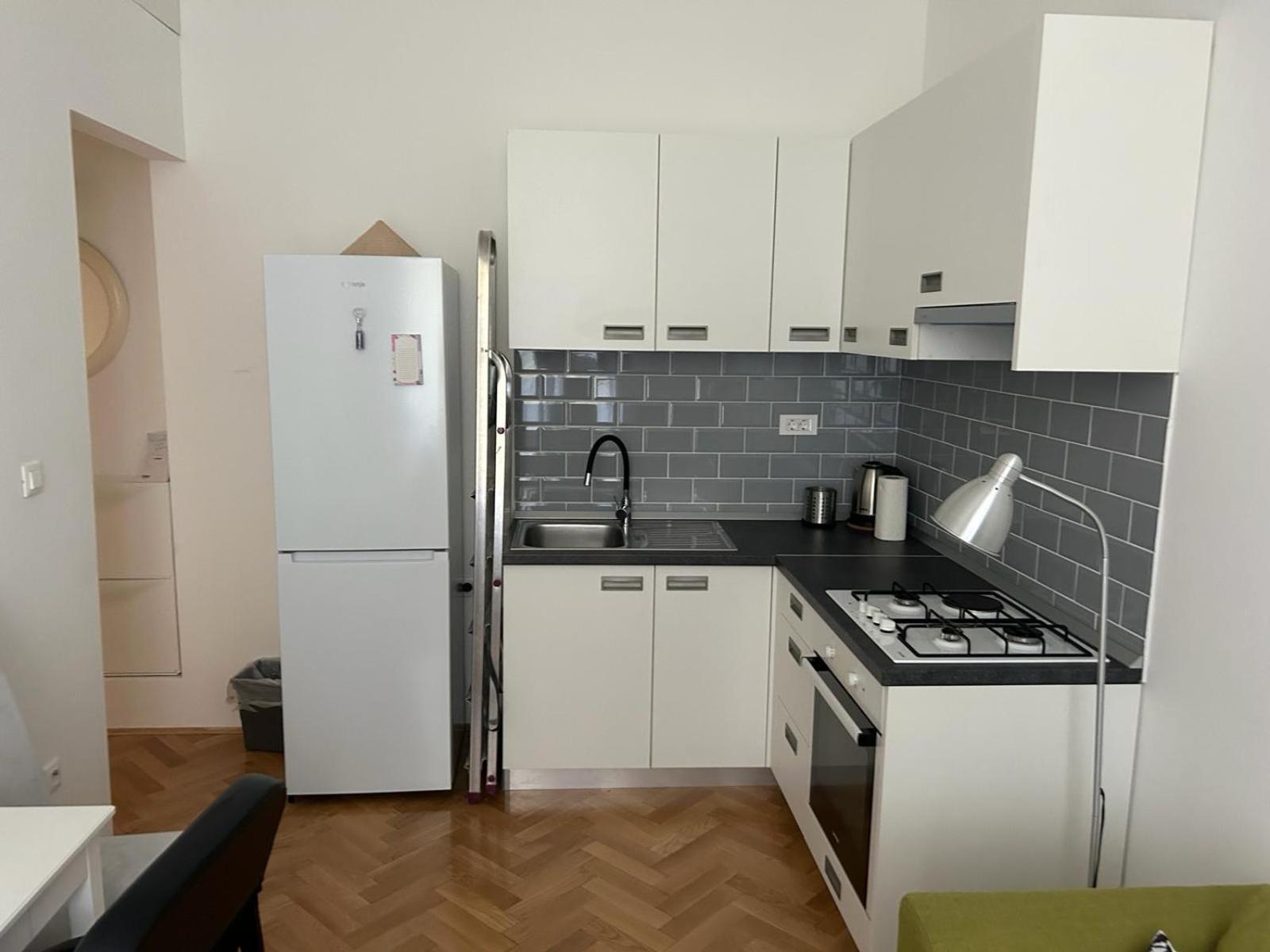 Noble Studio Apartments ซาเกร็บ ภายนอก รูปภาพ